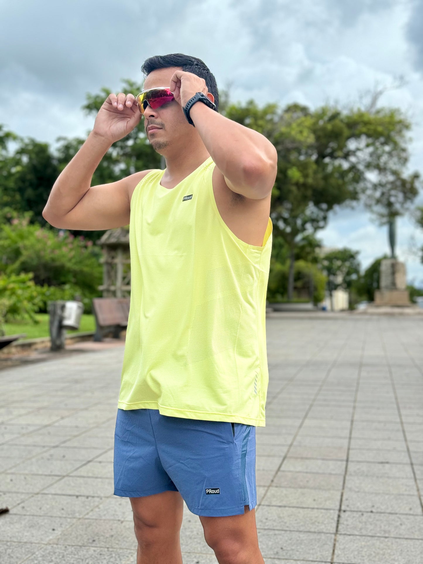 MEN’S VINTAGE BLUE SHORT 5’