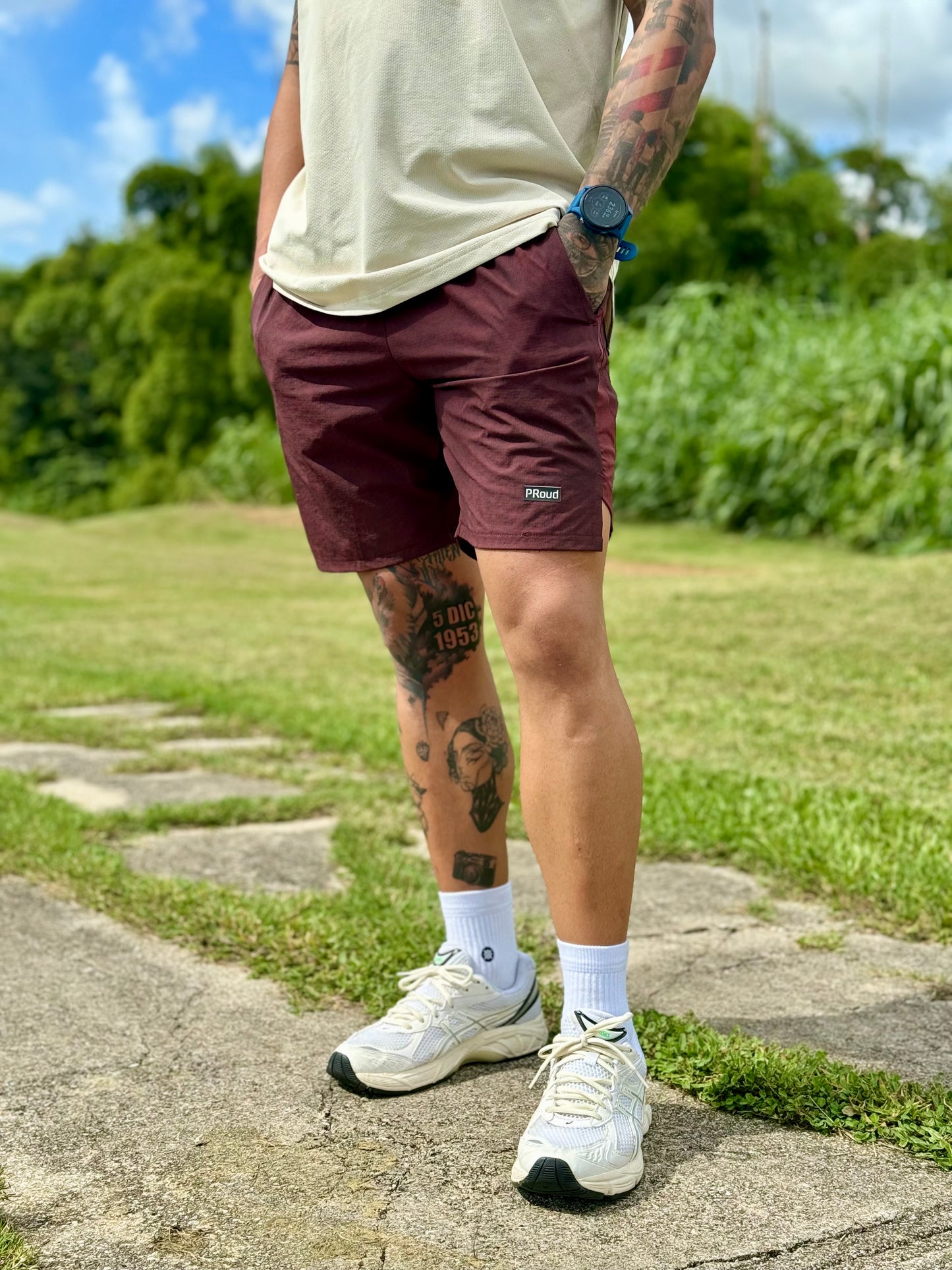 MEN'S WINE SHORT 7"