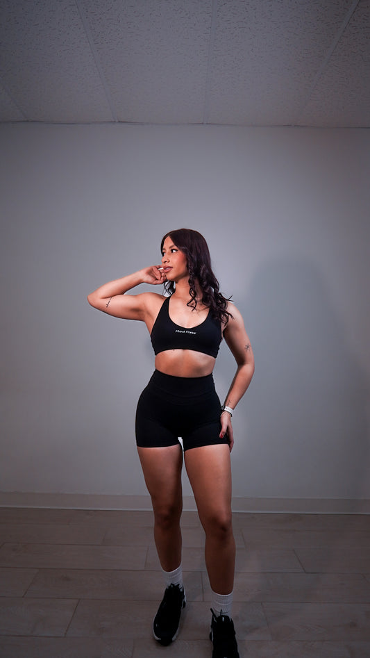 ADJUSTABLE BLACK SPORTBRA
