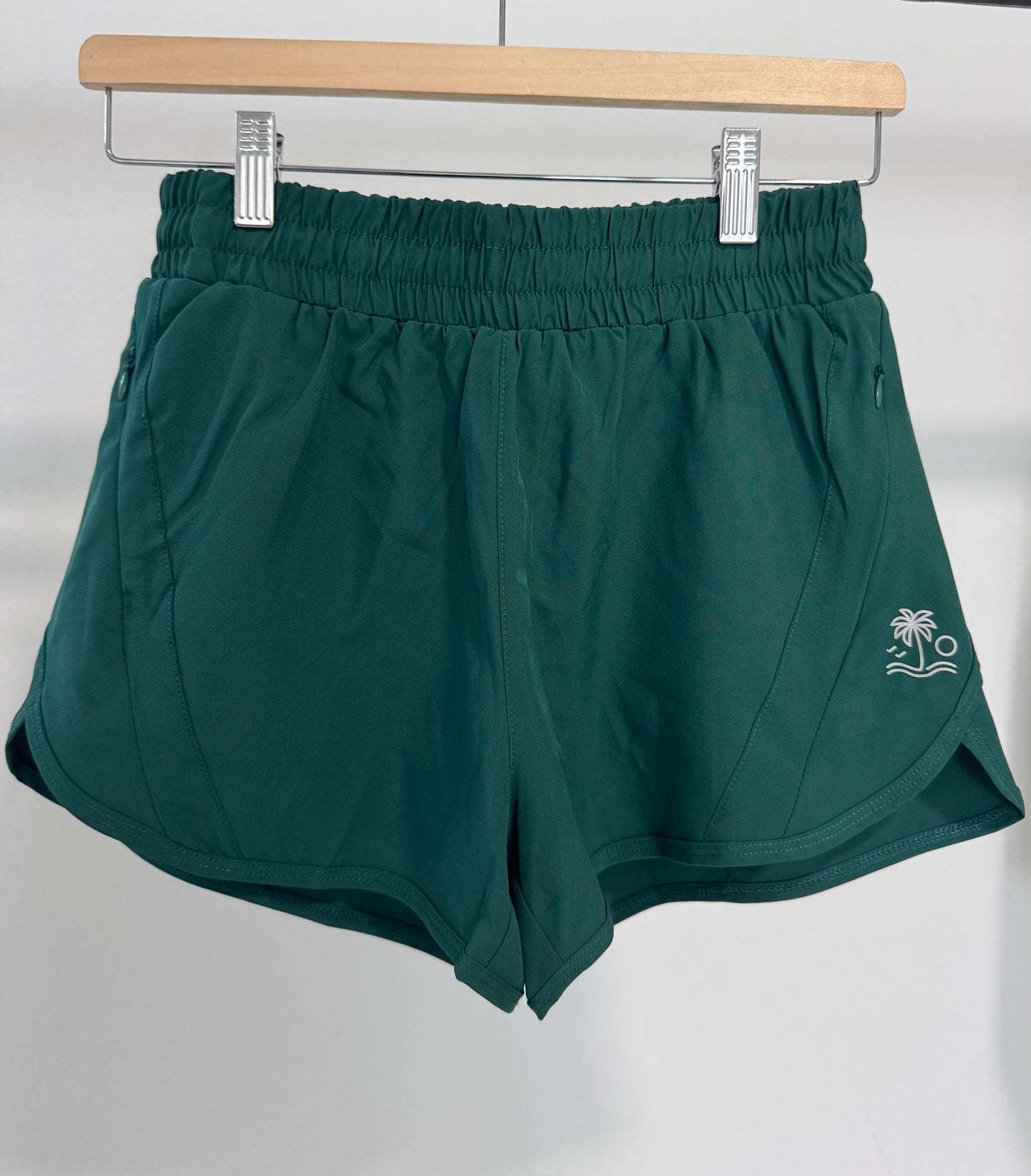 GREEN RUNNING SHORT