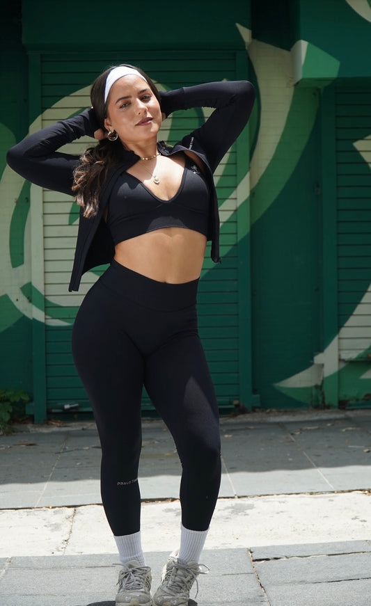 BLACK JACKET