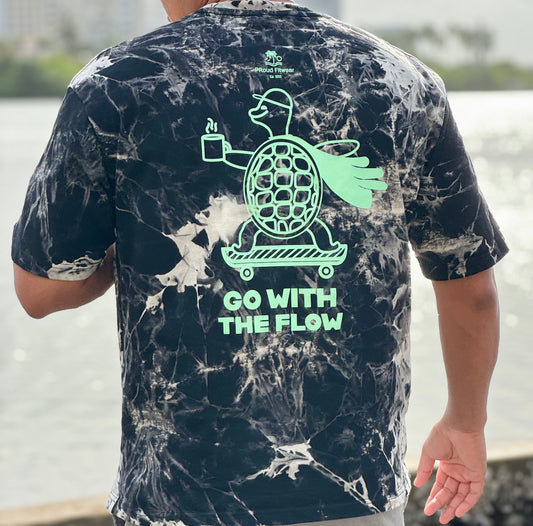 GO WITH THE FLOW OVERSIZED TEE